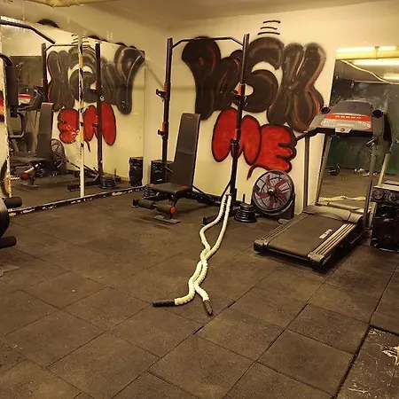 아파트 Central Comfortable With Gym 1+1 이스탄불